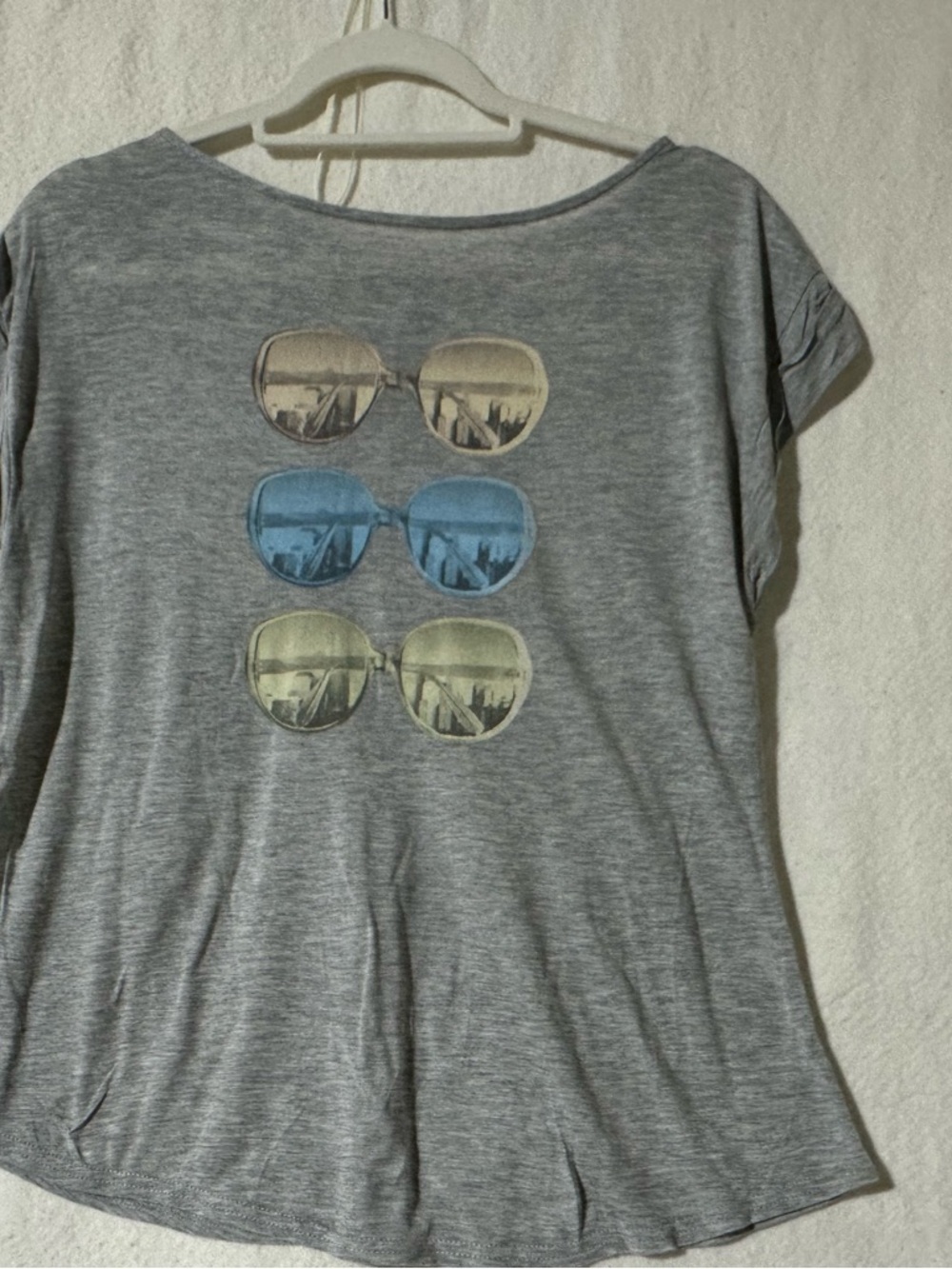Halston Heritage Gray Cap Sleeve T-shirt with Sunglass City Graphics Size M